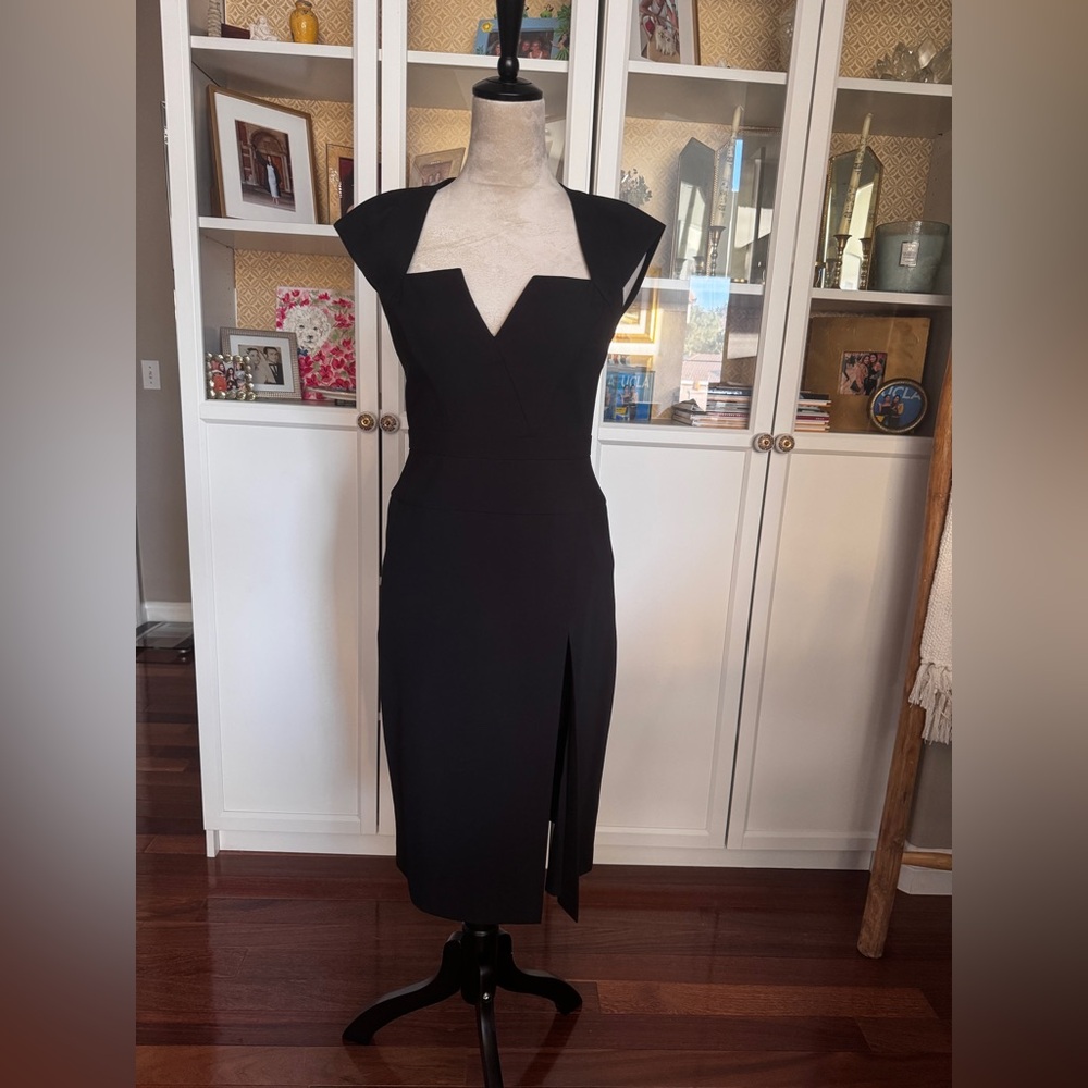 BCBGMaxAzria Black Cap-Sleeve Midi Dress with V-Notch